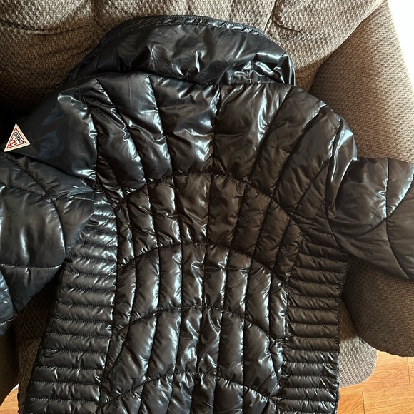 Guess Winter Coat - Picture 2 of 2
